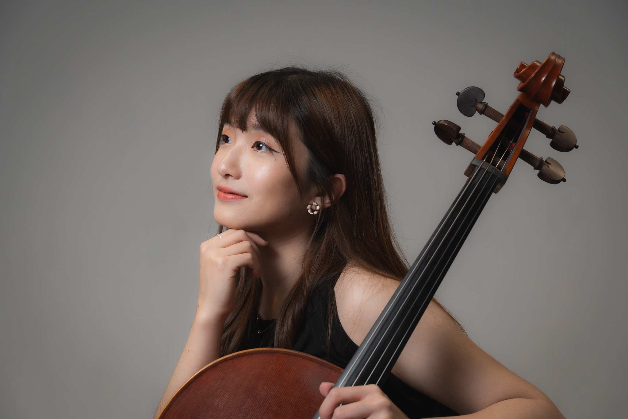 大提琴形象照